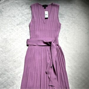 Ann Taylor Belted V-Neck Sweater Dress Frosted Magenta Size Small‎ Petite